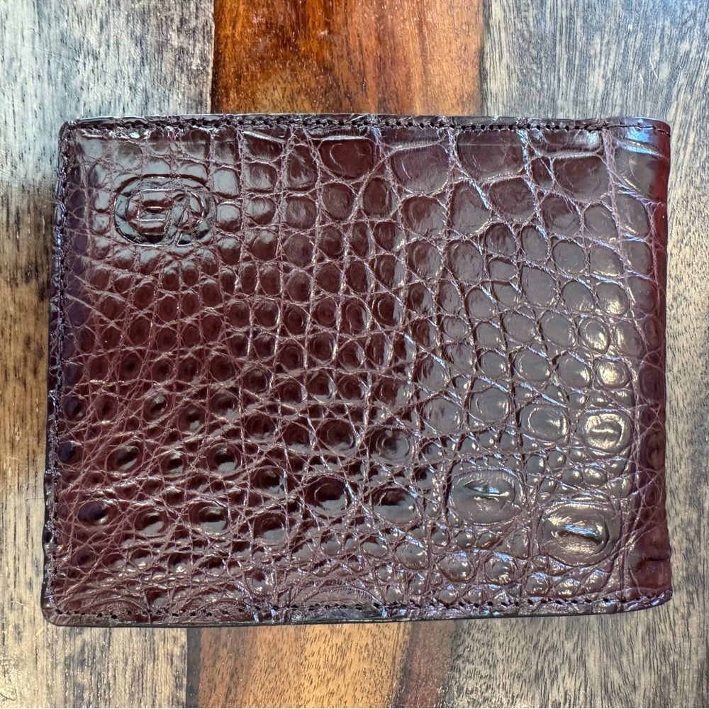 Bi-Fold Authentic Crocodile Leather Wallet - Picture 9 of 11